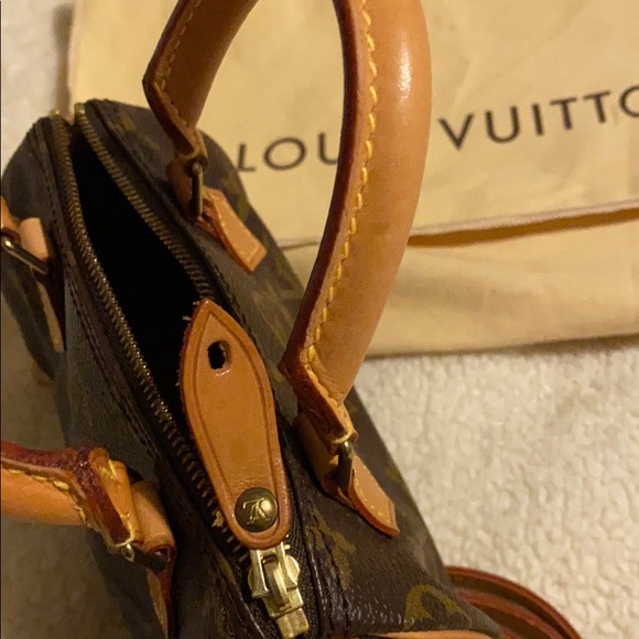 Authentic Louis Vuitton mini speedy - Picture 3 of 7